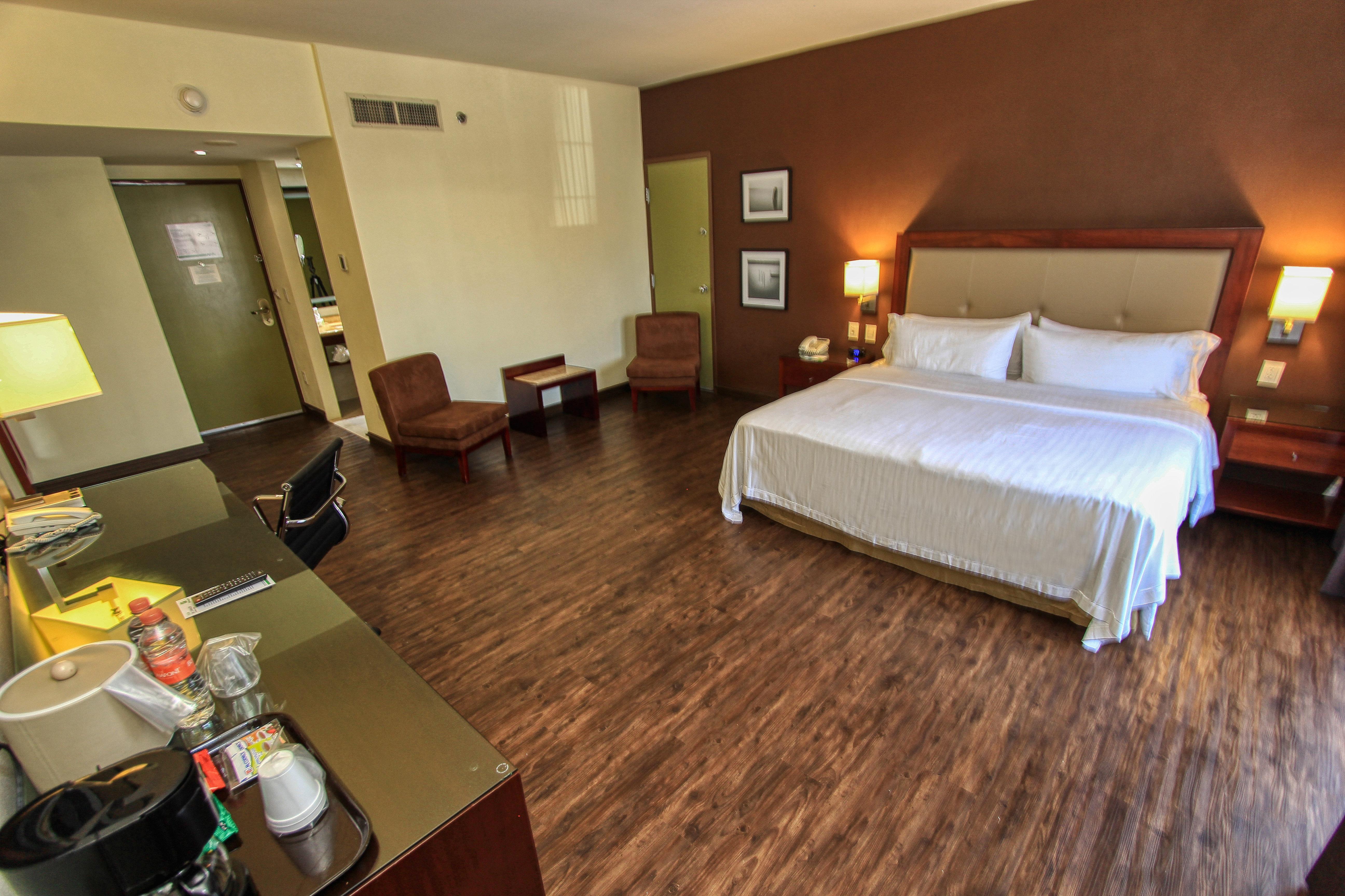 Holiday Inn Leon By Ihg Eksteriør bilde