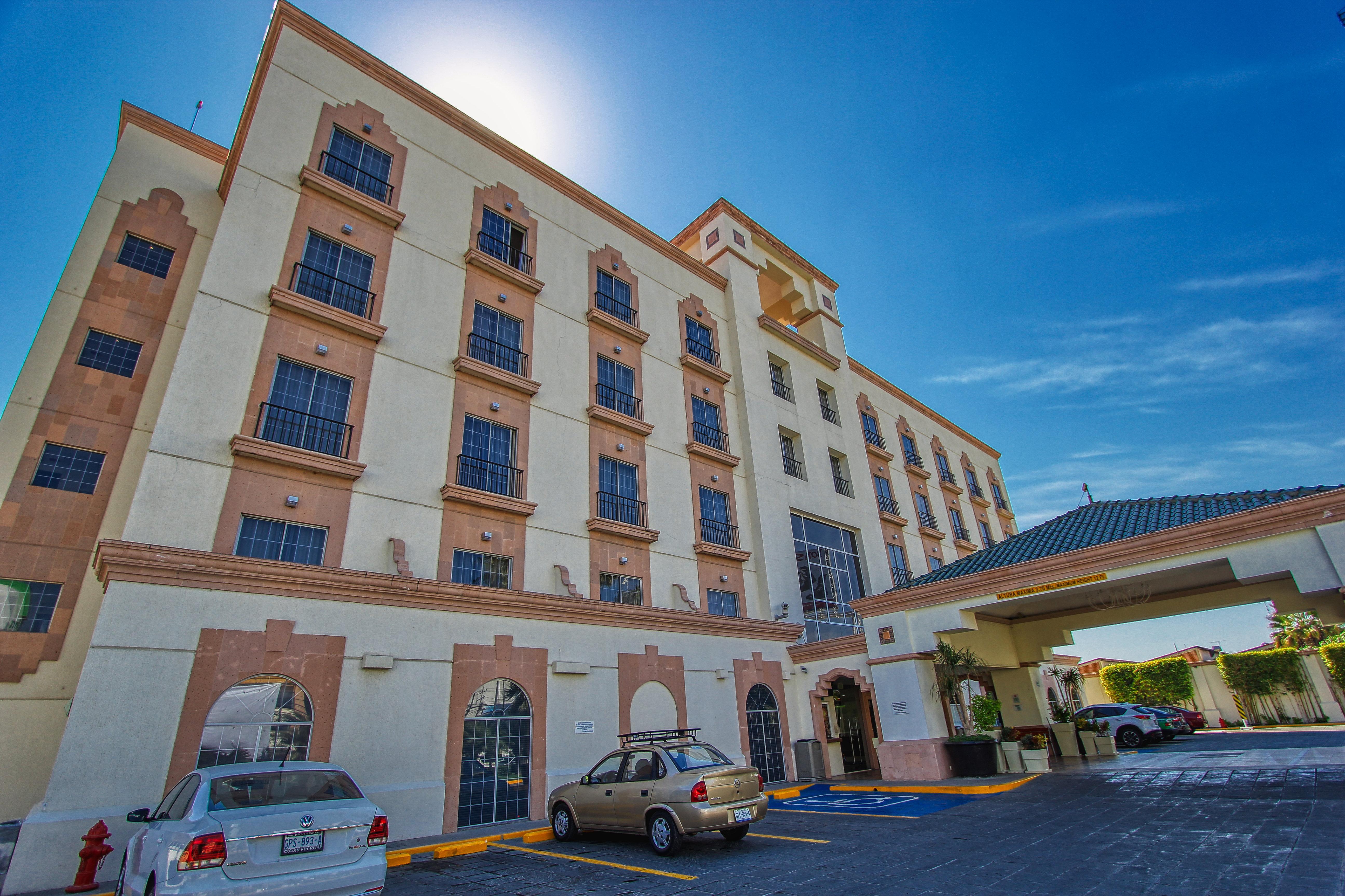 Holiday Inn Leon By Ihg Eksteriør bilde